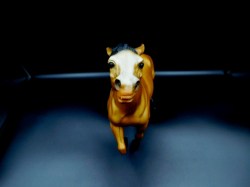 breyer horse white blaze face